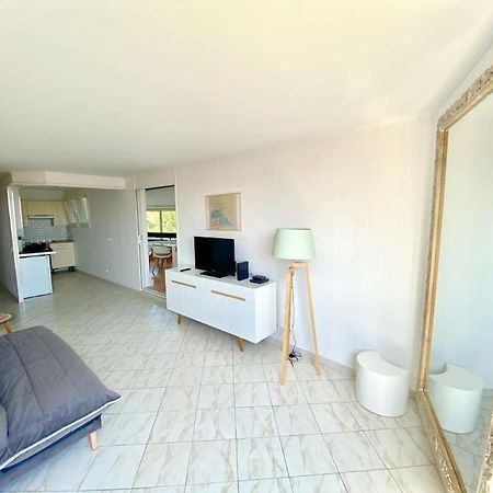 Appartement Spacieux 65M2, Avec Piscine Et Parking Fréjus Exteriér fotografie