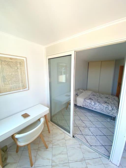 Appartement Spacieux 65M2, Avec Piscine Et Parking Fréjus Exteriér fotografie