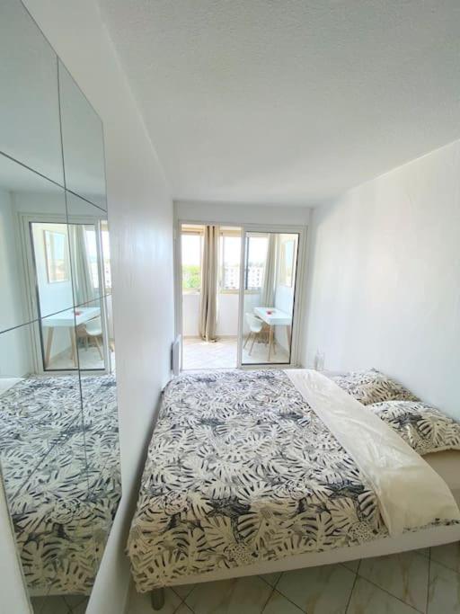 Appartement Spacieux 65M2, Avec Piscine Et Parking Fréjus Exteriér fotografie