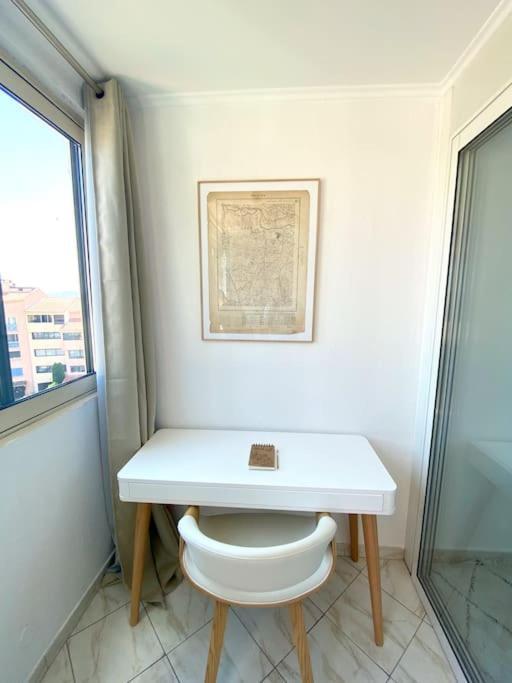 Appartement Spacieux 65M2, Avec Piscine Et Parking Fréjus Exteriér fotografie