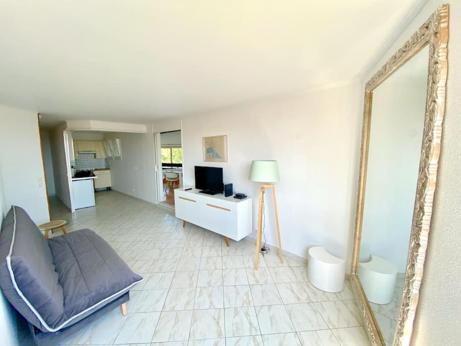 Appartement Spacieux 65M2, Avec Piscine Et Parking Fréjus Exteriér fotografie